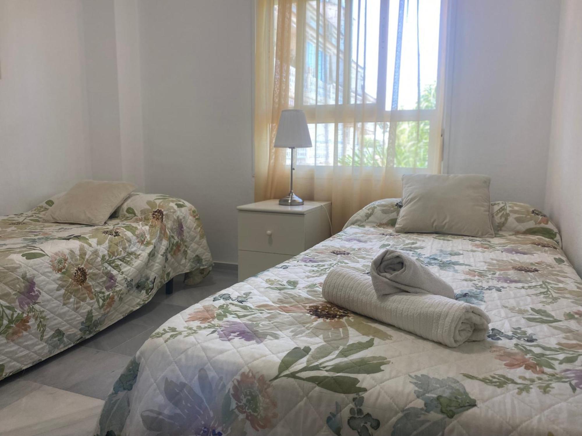 Carihuela Plaza Del Remo Apartment Torremolinos Exterior photo