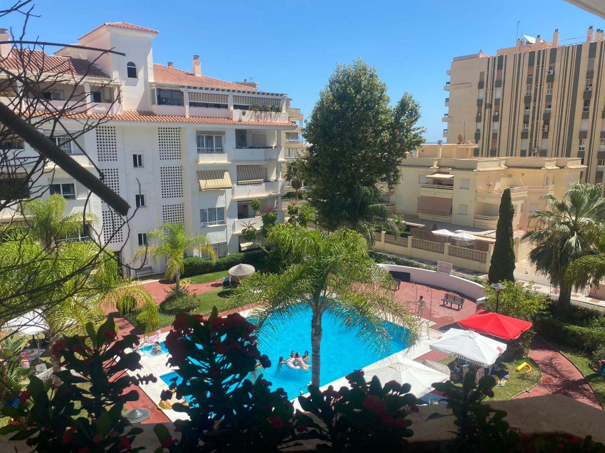 Carihuela Plaza Del Remo Apartment Torremolinos Exterior photo